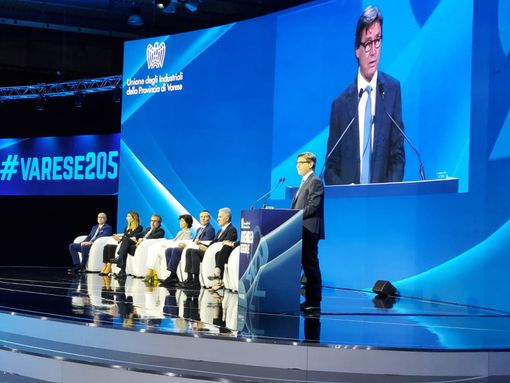 VIDEO e FOTO. Univa guarda al futuro, verso Confindustria Varese ma il presente preoccupa: «Mettere a sistema le forze del nostro territorio» VIDEO e FOTO. Univa guarda al futuro, verso Confindustria Varese ma il presente preoccupa: «Mettere a sistema le forze del nostro territorio»