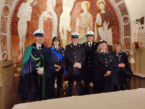 Nella foto: il servizio di Polizia Locale di Vedano Olona, col responsabile Nadia Ghiringhelli, durante la celebrazione in onore del Patrono San Sebastiano presso la Chiesa di Santa Maria degli Angeli a Castiglione Olona Nella foto: il servizio di Polizia Locale di Vedano Olona, col responsabile Nadia Ghiringhelli, durante la celebrazione in onore del Patrono San Sebastiano presso la Chiesa di Santa Maria degli Angeli a Castiglione Olona