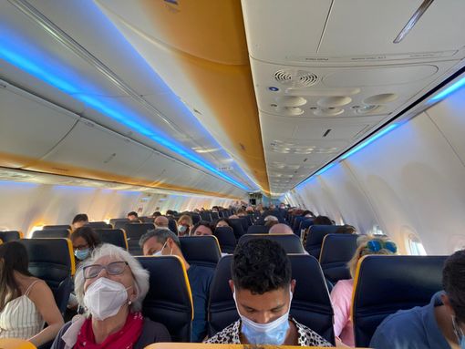 Ecco l'ordinanza per chi rientra da Spagna, Grecia, Croazia e Malta. Spostamenti solo se necessari e mascherina sempre