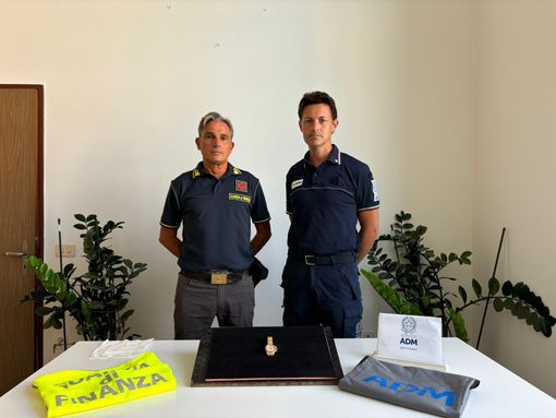 Nullatenente, ma con un Rolex da oltre 300mila euro: scatta il sequestro Nullatenente, ma con un Rolex da oltre 300mila euro: scatta il sequestro