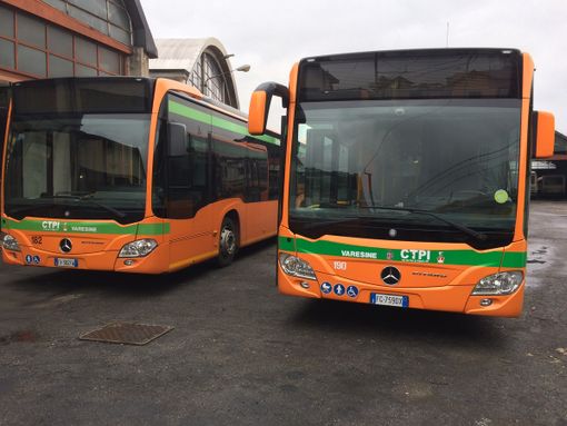 A scuola in autobus, pubblicato l'orario scolastico in vigore da lunedì 14 settembre