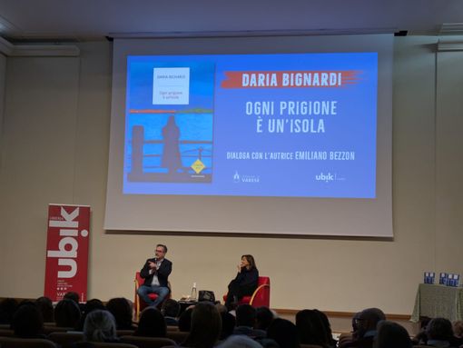 "Ogni prigione è un'isola": il dialogo tra Emiliano Bezzon e Daria Bignardi