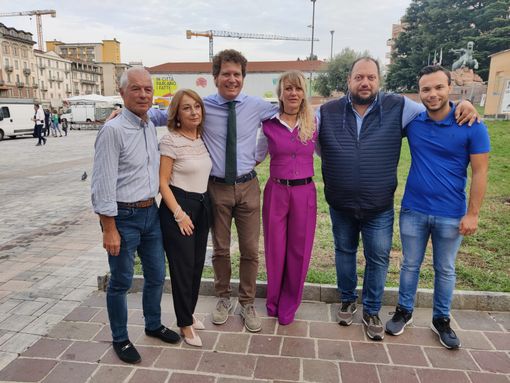 La Lega in piazza Repubblica, Bison: «La lotta al degrado parte da qui. Ecco cosa faremo» La Lega in piazza Repubblica, Bison: «La lotta al degrado parte da qui. Ecco cosa faremo»