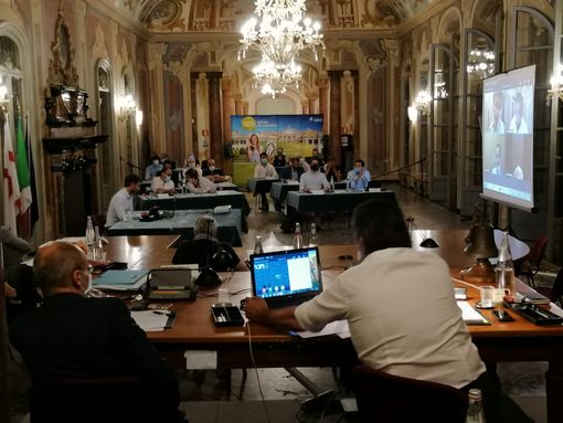 Varese 2.0: «Schizofrenia e meraviglie della politica varesina, dalla commissione Covid al Molina alla distruzione del Franco Ossola» Varese 2.0: «Schizofrenia e meraviglie della politica varesina, dalla commissione Covid al Molina alla distruzione del Franco Ossola»