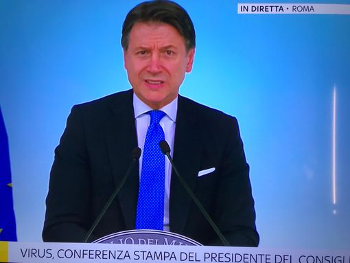 Coronavirus, chiusa l'Italia dopo la Lombardia: estese a tutti le misure restrittive. Conte: «Tempo non ce n'è, restiamo a casa» (VIDEO)