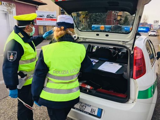 Spostamenti nel comune di Varese: «Consentiti per tutte le attività aperte, ma verificheremo a posteriori»