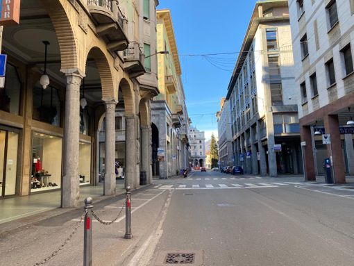 Priorità nei vaccini e meno tasse. I commercianti varesini di Ascom scrivono al sindaco Galimberti