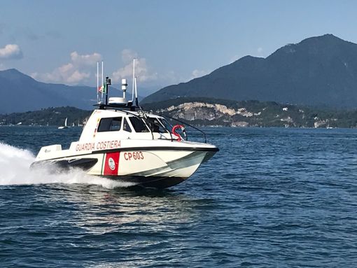 Dramma ad Arolo: ragazza di 20 anni annega nel lago Maggiore Dramma ad Arolo: ragazza di 20 anni annega nel lago Maggiore