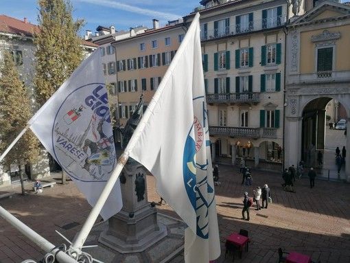 Varese, Lega in piazza per due weekend: campagna tesseramento e raccolta firme medici di base Varese, Lega in piazza per due weekend: campagna tesseramento e raccolta firme medici di base