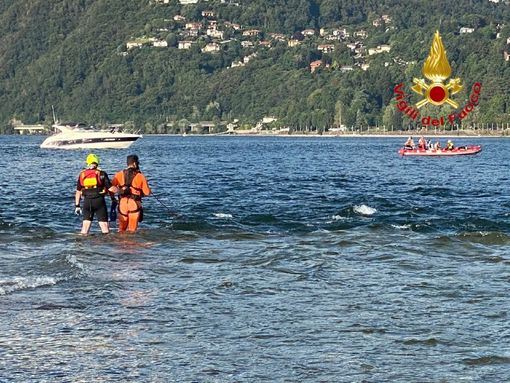 Ragazzina di 13 anni scompare nel lago Maggiore: il corpo ritrovato a dieci metri di profondità Ragazzina di 13 anni scompare nel lago Maggiore: il corpo ritrovato a dieci metri di profondità