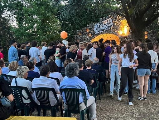 IL RICORDO DI CHIARA E CHRI - Uomini nudi davanti al dolore. Uomini per questo