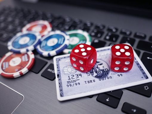 Sostenibilità finanziaria e casinò online AAMS: bilanciando il libro paga