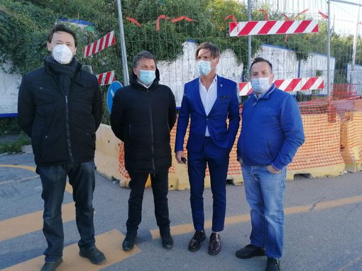VIDEO. Sopralluogo di Forza Italia in piazzale Kennedy: «Sembra di stare a Kabul, tra sporcizia e degrado» VIDEO. Sopralluogo di Forza Italia in piazzale Kennedy: «Sembra di stare a Kabul, tra sporcizia e degrado»