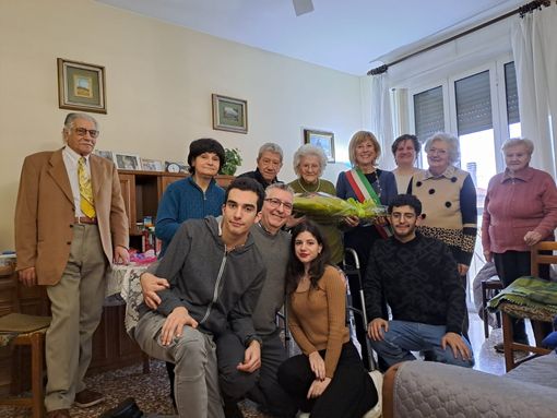 Castellanza: 100 candeline per mamma Franca