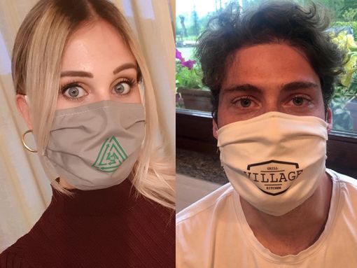 Italtende ha donato mascherine alle forze dell’ordine, ai volontari della Protezione Civile e anche ai dipendenti dei supermercati; ora tanti amici e clienti hanno richiesto i loro dispositivi di protezione personalizzati