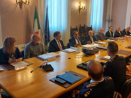 Malpensa, “protocollo sicurezza”: più controlli la sera e nei festivi, lotta a taxi abusivi