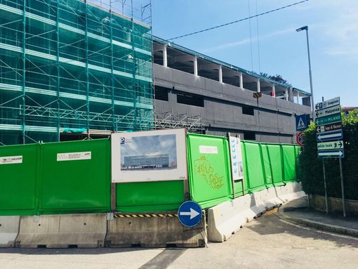 Per consentire i lavori è stata chiusa al traffico via Marcello Per consentire i lavori è stata chiusa al traffico via Marcello