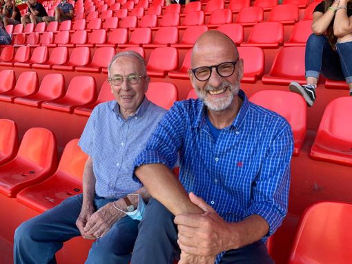 Papà Giannino e Roberto Bof allo stadio Franco Ossola Papà Giannino e Roberto Bof allo stadio Franco Ossola