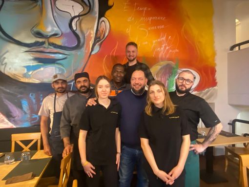 Mirko Reto e la sua squadra de "Al Posto Giusto-Circolo Storico" di Masnago