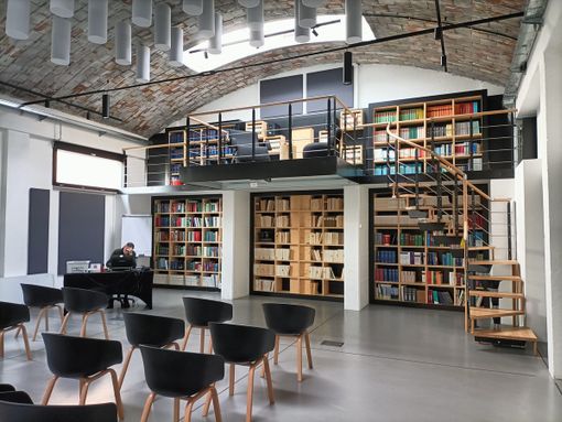 Qui e nella gallery alcune foto dei vari ambienti di L@w Qui e nella gallery alcune foto dei vari ambienti di L@w