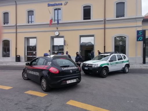 «Degrado e pericolo delle zone stazioni e Giudice di Pace», la denuncia della Lega