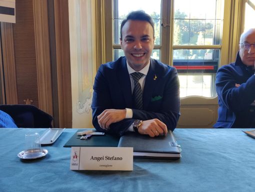 «Ignorata nostra legittima richiesta»: la Lega chiede la censura dell'assessore Buzzetti «Ignorata nostra legittima richiesta»: la Lega chiede la censura dell'assessore Buzzetti