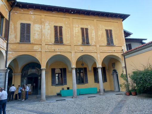 "Qual è il tuo stile cognitivo, studiare senza fatica e senza stress": se ne parla al Punto Salute di Besozzo "Qual è il tuo stile cognitivo, studiare senza fatica e senza stress": se ne parla al Punto Salute di Besozzo