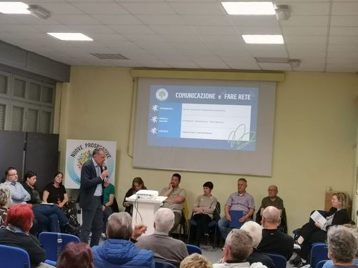 La presentazione pubblica della lista "Nuove Prospettive" a Carnago