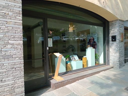 Da Gazzada a Gavirate, in centro città ha aperto una spa dei capelli Da Gazzada a Gavirate, in centro città ha aperto una spa dei capelli