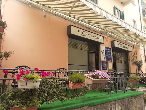 L'ingresso dell'Osteria del Lago di Ispra L'ingresso dell'Osteria del Lago di Ispra