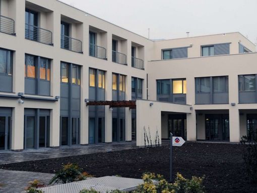 Coronavirus. Gli australiani chiudono l'Hub sul lungolago e lasciano Gavirate