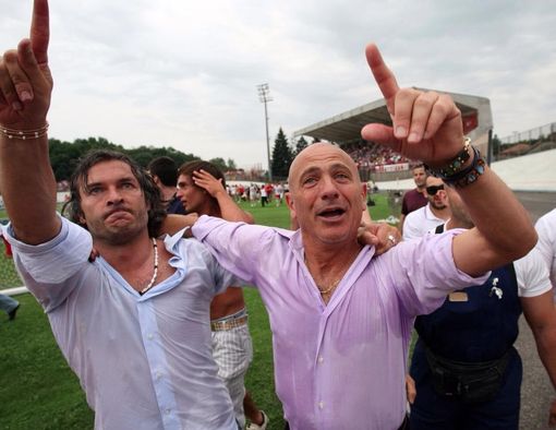 VIDEO: 10 ANNI FA IL VARESE TORNAVA IN B. Sogliano: «Mangiavamo la polvere e l'anima contava più dei soldi. Un giorno chiuderemo il cerchio»