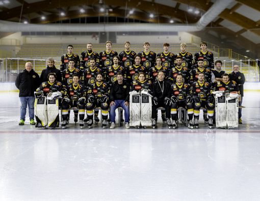 Palaghiaccio chiuso ai Mastini, il sindaco Galimberti: «Disponibili a mediare tra le parti per trovare una soluzione» Palaghiaccio chiuso ai Mastini, il sindaco Galimberti: «Disponibili a mediare tra le parti per trovare una soluzione»