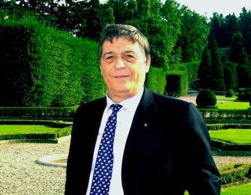 «Vieni qui, "Ciciu", stai tranquillo né»: l'umanità del signor Gianfranco univa giocatori, custode del palazzetto, ministro, autista e tutti noi «Vieni qui, "Ciciu", stai tranquillo né»: l'umanità del signor Gianfranco univa giocatori, custode del palazzetto, ministro, autista e tutti noi