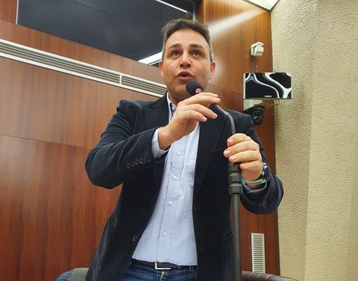 Astuti(Pd): «Nell’Ats dell’Insubria mancano 71 medici di famiglia. Alla Regione chiediamo più borse di studio e spazi per aprire nuovi ambulatori» Astuti(Pd): «Nell’Ats dell’Insubria mancano 71 medici di famiglia. Alla Regione chiediamo più borse di studio e spazi per aprire nuovi ambulatori»