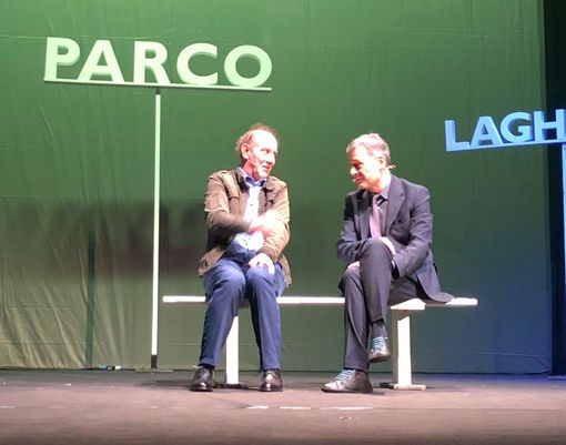 La panchina di Ale e Franz: sold out al Manzoni