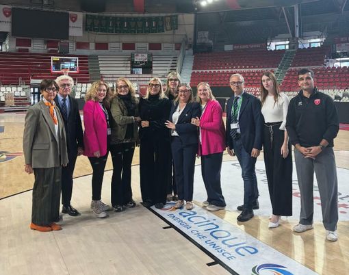 Presentata ieri la quarta edizione del Pink Month di Pallacanestro Varese