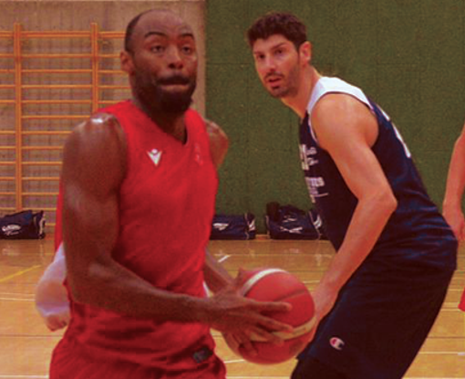 Un dettaglio della foto pubblicata sui social dalla Pallacanestro Varese