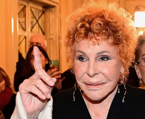 Ornella Vanoni, oggi il funerale nella sua Milano Ornella Vanoni, oggi il funerale nella sua Milano