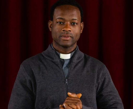 L’Icma apre le porte al mondo del lavoro: l'attore Hakim Gouem sul set di “Un posto al sole” L’Icma apre le porte al mondo del lavoro: l'attore Hakim Gouem sul set di “Un posto al sole”