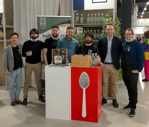 Lo stand di Naturae Gin a Identità Golose alla Fiera di Milano