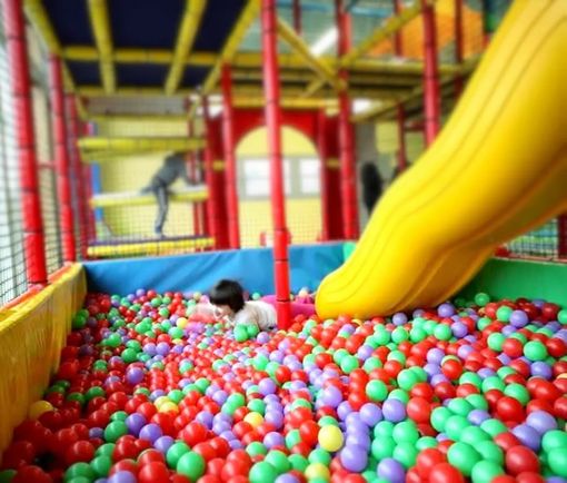 Qui e nella galleria fotografica gli spazi colorati e a misura di bambino di Happy Park Varese (servizio a cura di Giulia Nicora)