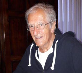 Con “L’abbraccio”, l'87enne Ernesto Masina dedica il suo ultimo libro alle donne