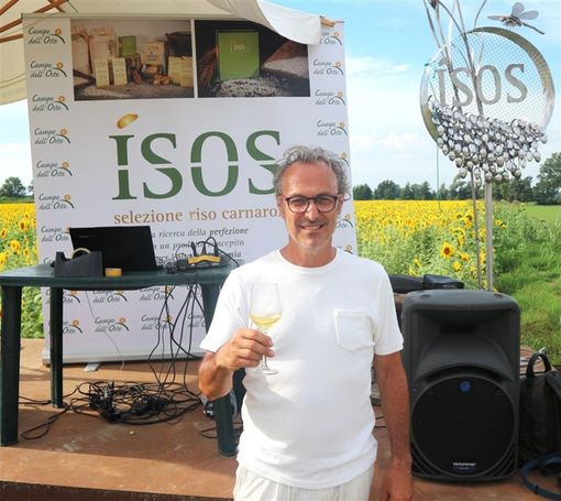 "Riso Isos: un viaggio sensoriale nella tradizione culinaria" (Galleria foto) "Riso Isos: un viaggio sensoriale nella tradizione culinaria" (Galleria foto)