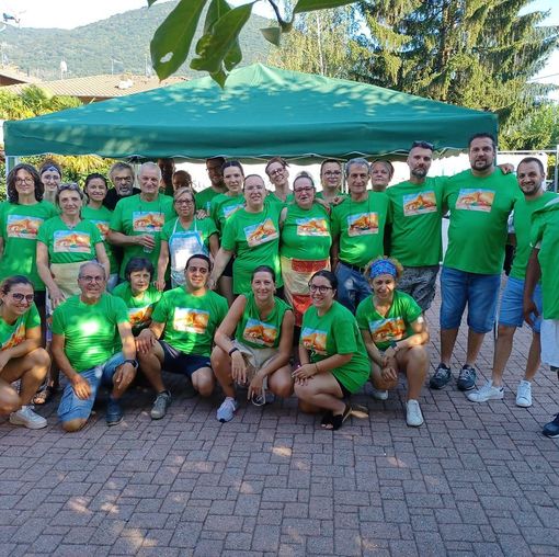 I volontari della Pro Loco di Brusimpiano (foto dalla pagina Facebook dell'associazione) I volontari della Pro Loco di Brusimpiano (foto dalla pagina Facebook dell'associazione)