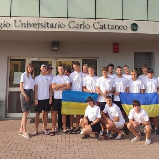 Mondiali di canottaggio, venti atleti ucraini ospiti al Collegio Cattaneo