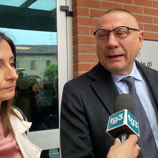 L'avvocato Enrico Milani, difensore di Maja con la collega Sabrina Lamera