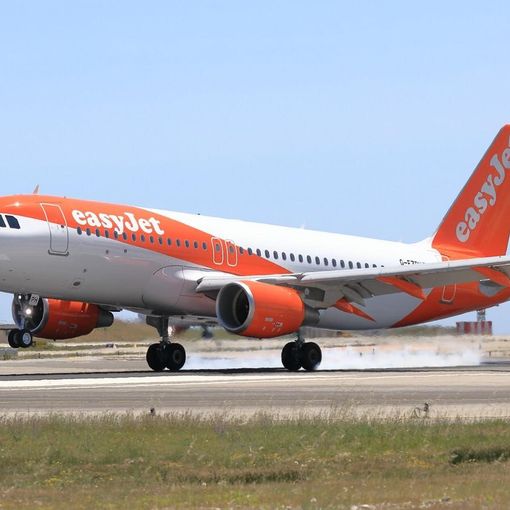 EasyJet, oggi sciopero di 4 ore: si fermano gli assistenti di volo