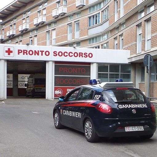 No vax al pronto soccorso con il Covid insulta medici e infermieri