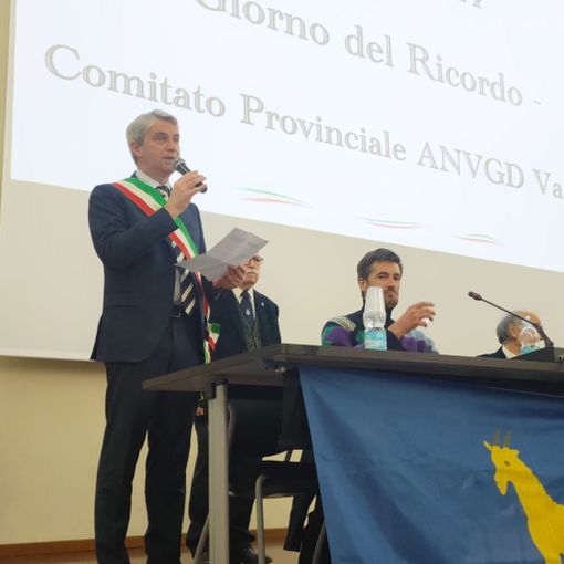 Giorno del Ricordo, Galimberti: «Ricordare è un dovere, per onorare e produrre anticorpi»